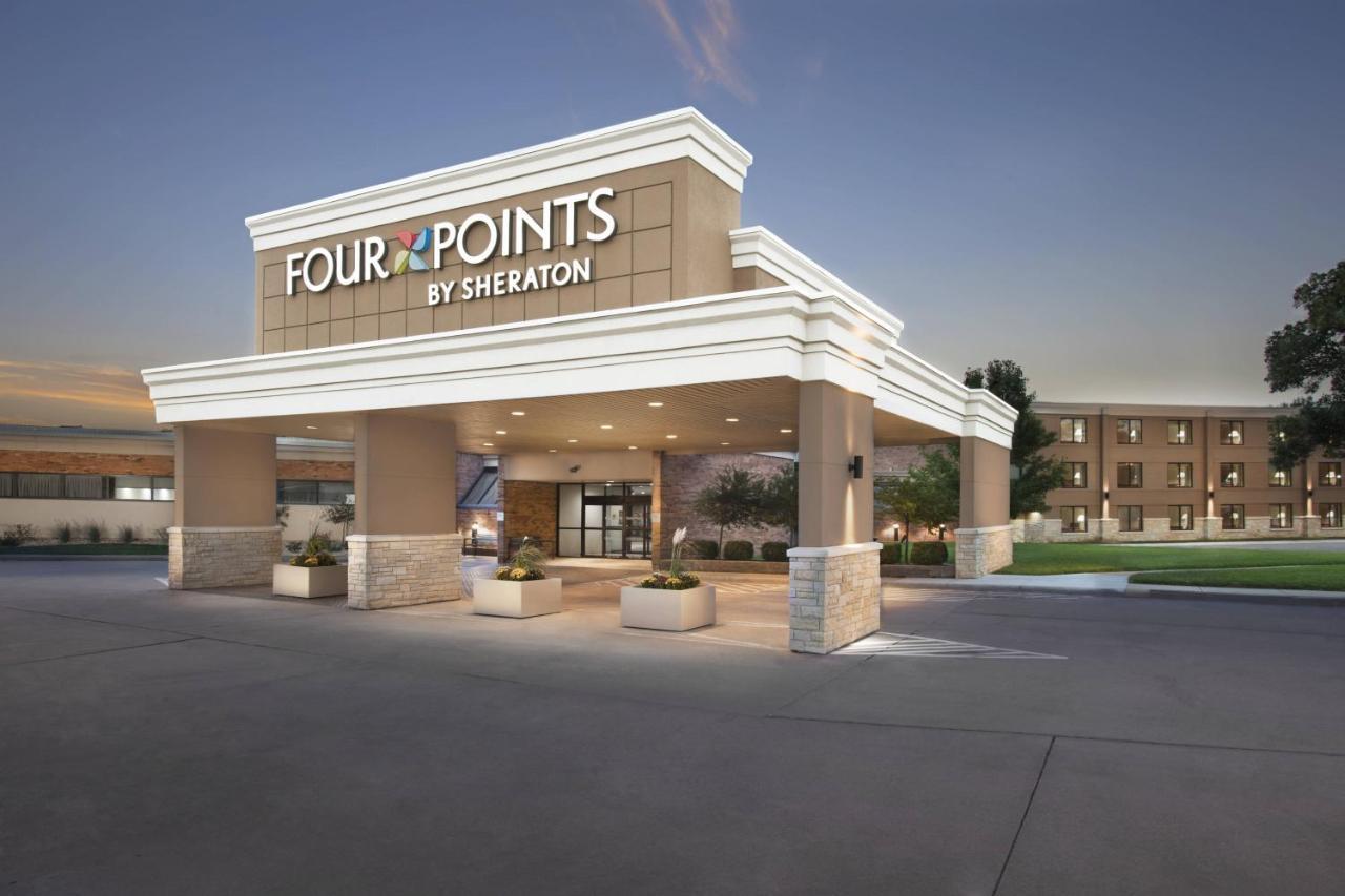 Doubletree By Hilton Manhattan, Ks Exterior photo